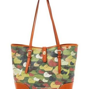 NWT Dooney & Bourke Dover Tote - Camo Duck